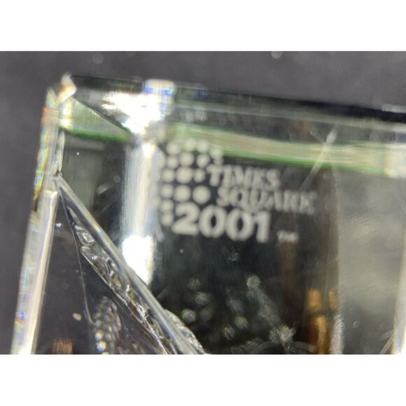 Waterford Crystal Times Square 2001 Paperweight Sculpture 4.5" Tall - Picture 9 of 9